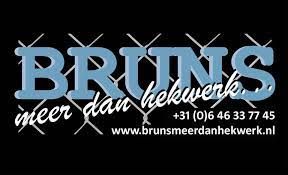 A blue and white logo for bruns meer dan hekwerk