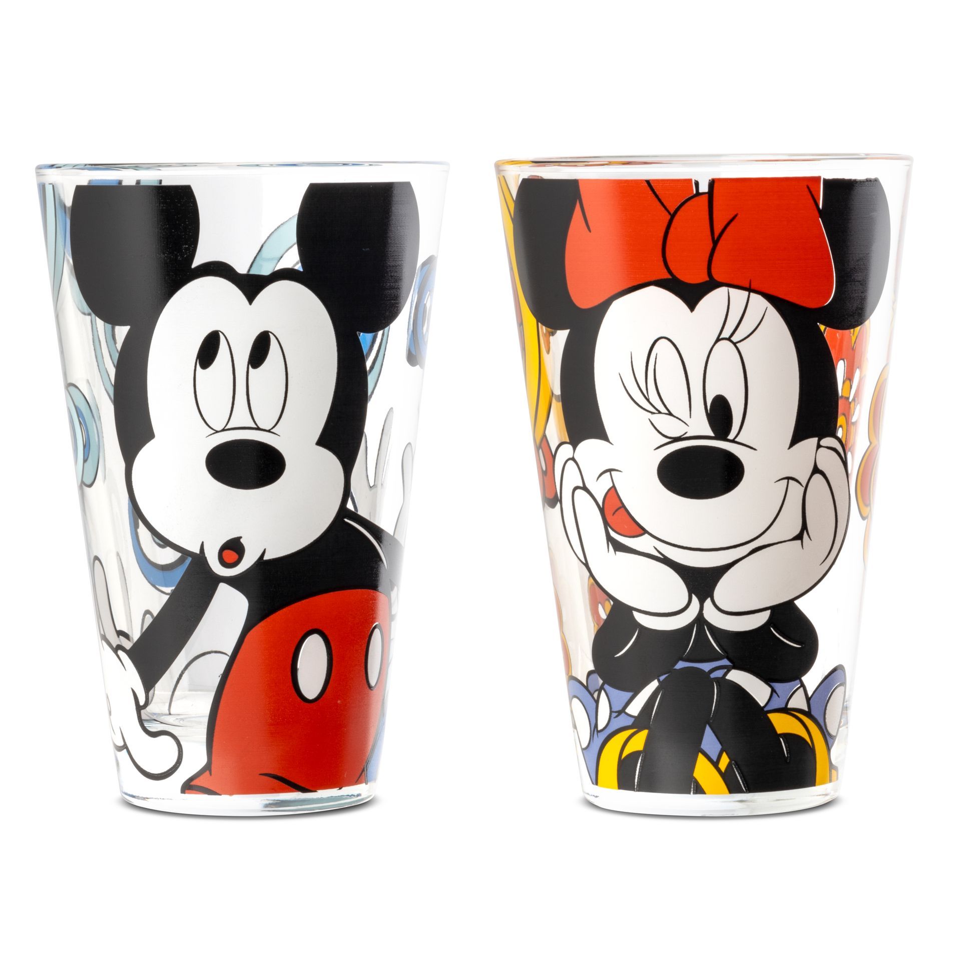 Twee glazen met Mickey Mouse en Minnie Mouse erop