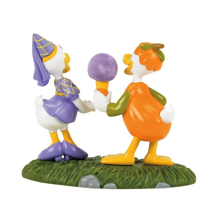 Donald and Daisy Halloween Figurine - Disney Village by D56 6015598