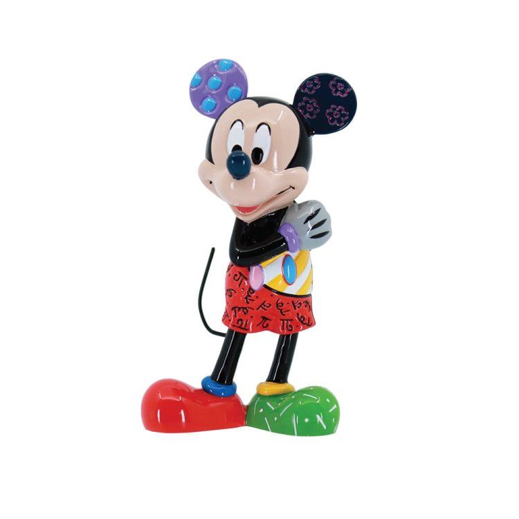 Mickey Mouse-figuurtje met oren met patroon, kleurrijke kleding en gekruiste armen.