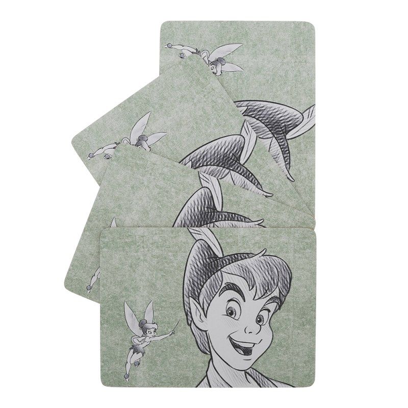 Een set van drie placemats met Peter Pan erop