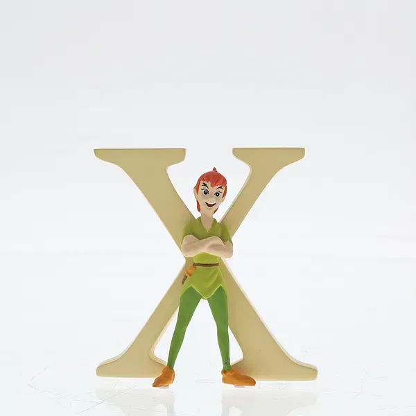 Peter Pan staat voor een lichtbruine letter