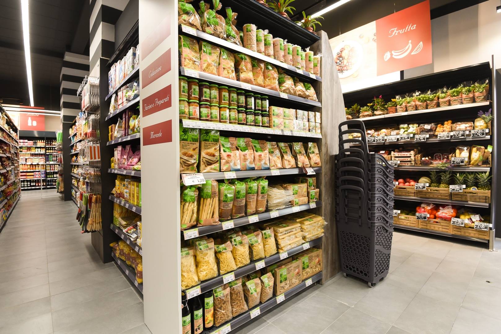 Reparto di prodotti da forno di un supermercato