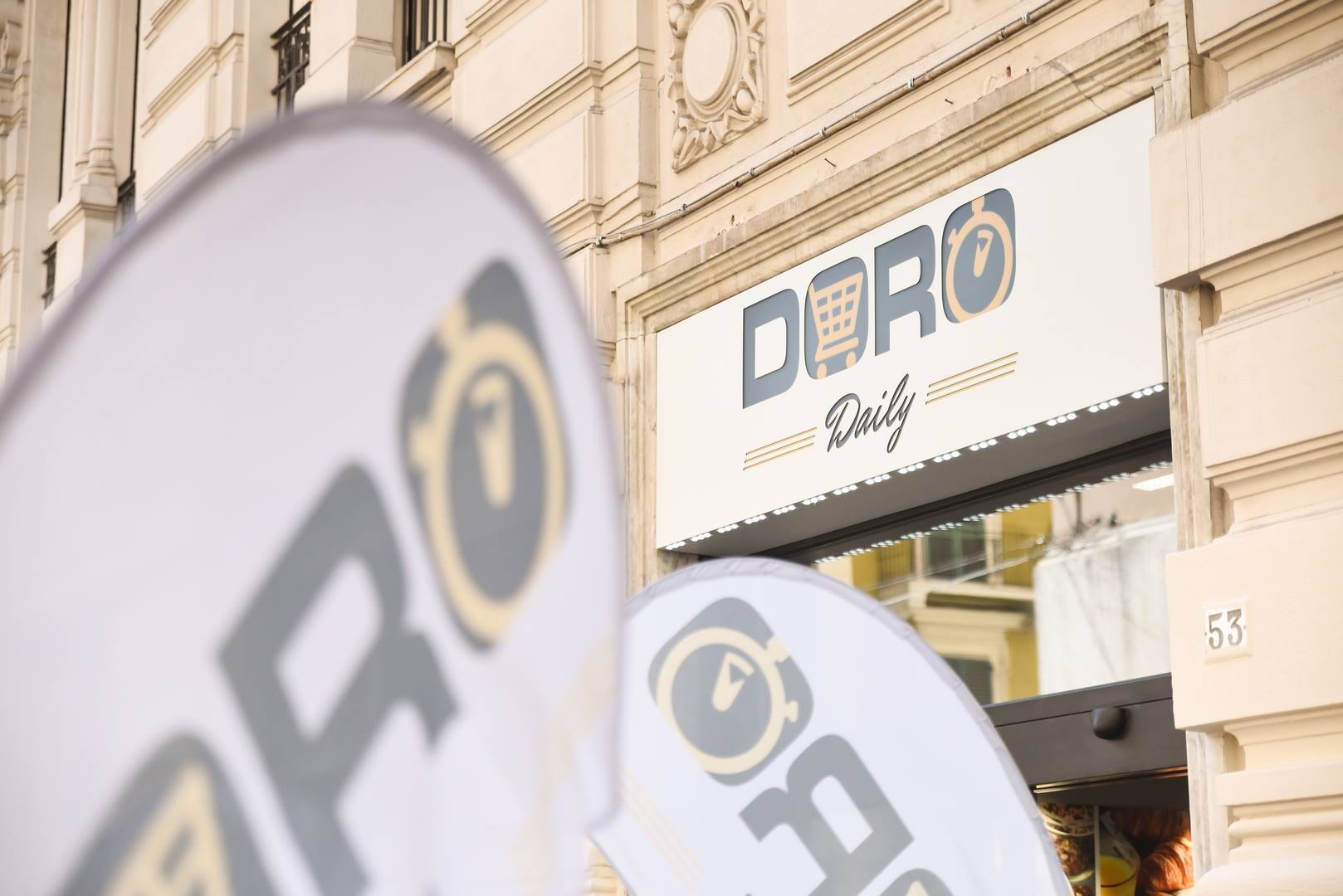 Entrata di un supermercato