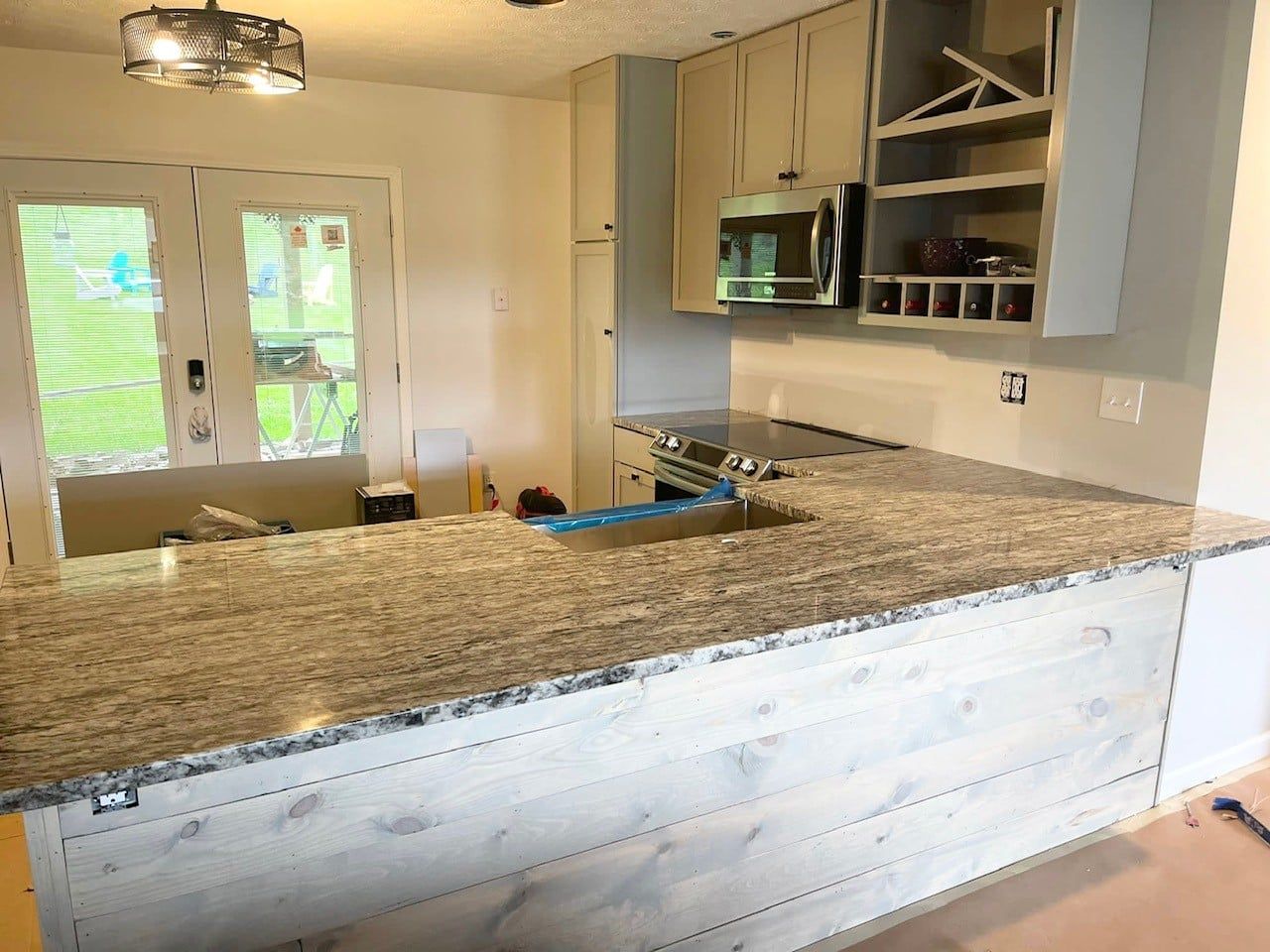 Kitchen #60 — Alexandria, KY — Affordable Granite And Stone