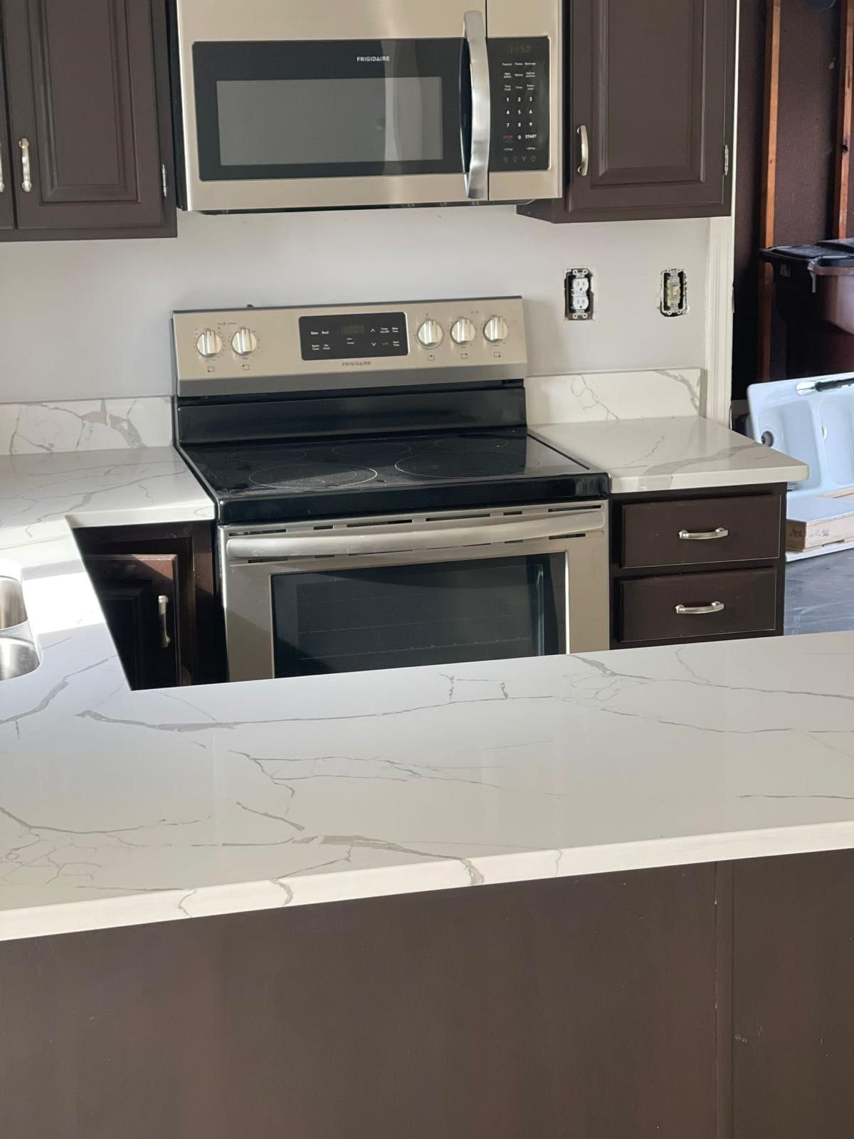 Kitchen #25 — Alexandria, KY — Affordable Granite And Stone