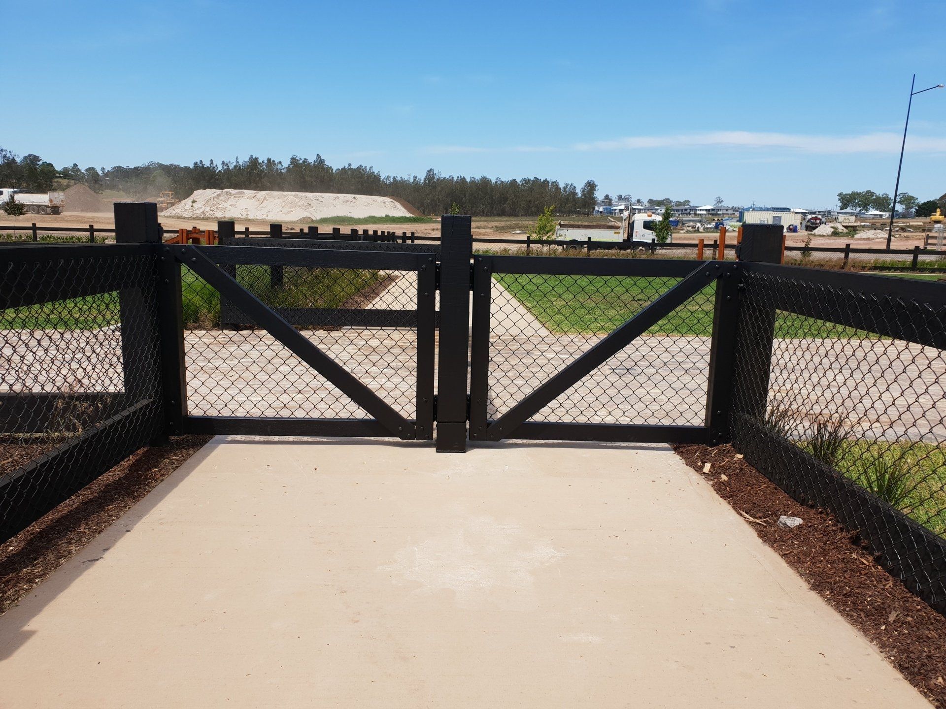 Black Gate with Mesh 3 — Fences in Aylmerton, NSW