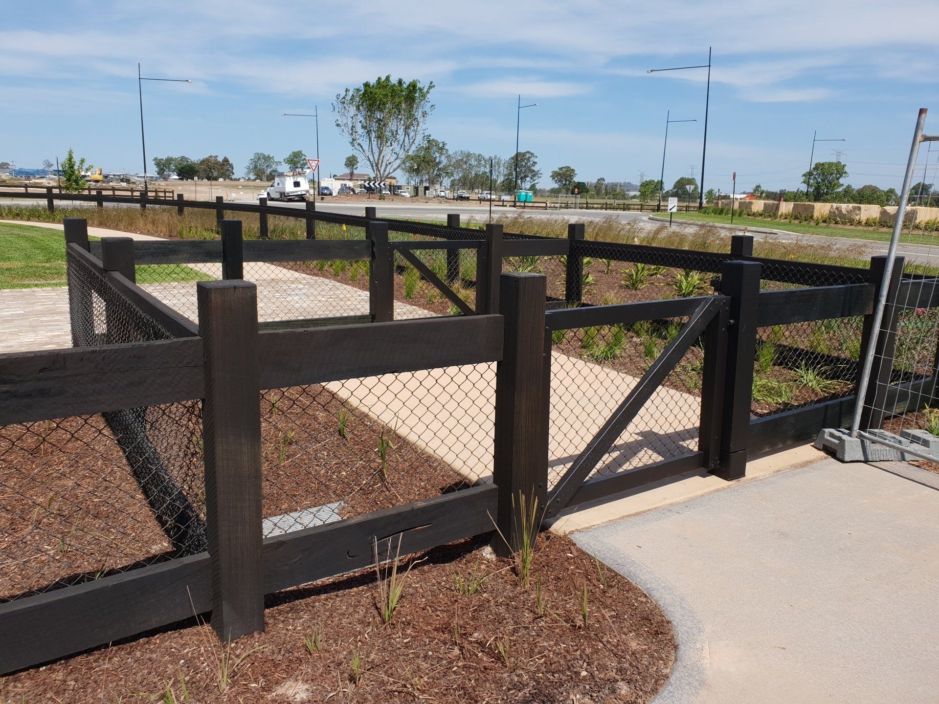 Black Gate with Mesh — Fences in Aylmerton, NSW