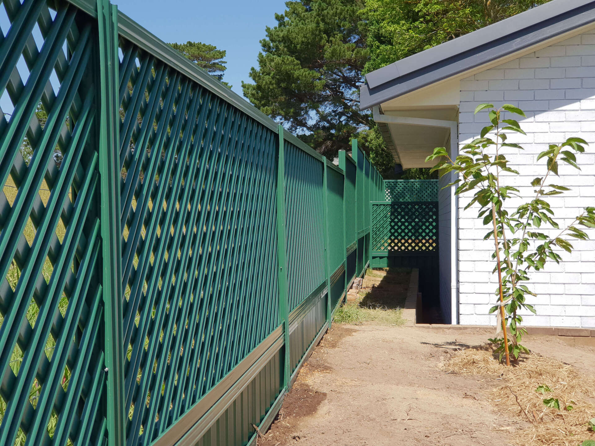Closer View Mesh Fences — Fences in Aylmerton, NSW