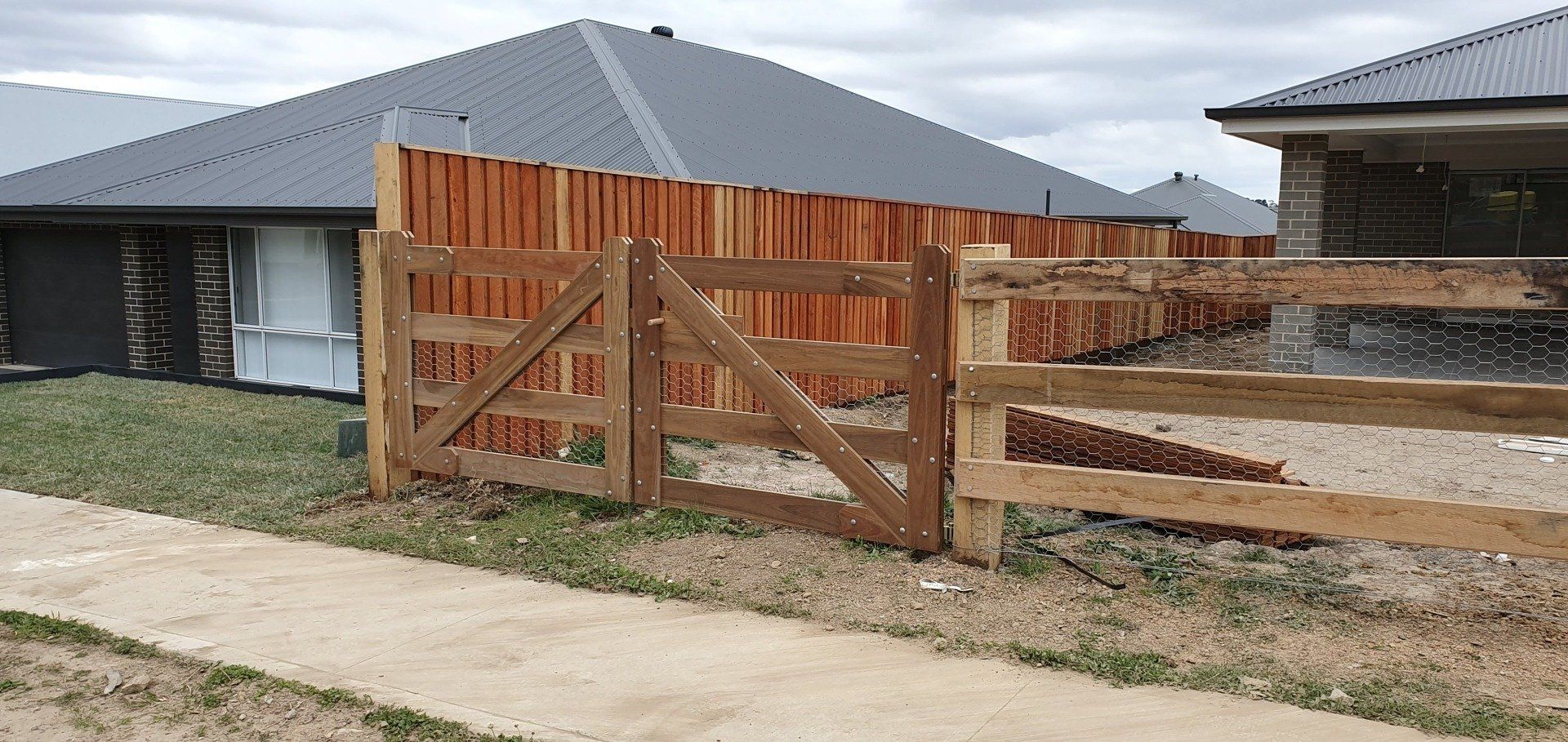 Wooden Fence and Gate 2 — Fences in Aylmerton, NSW