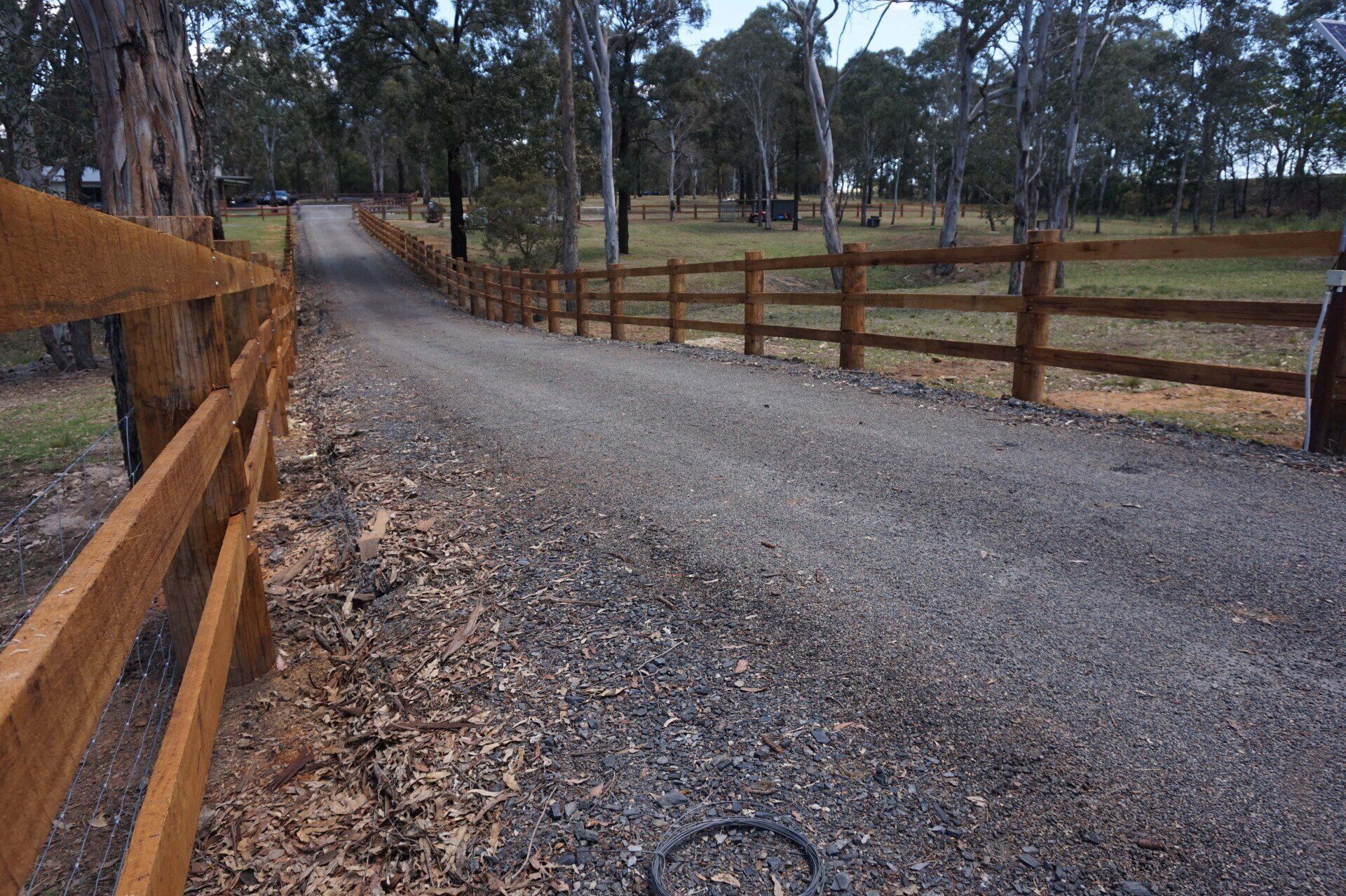 Long Fences — Fences in Aylmerton, NSW
