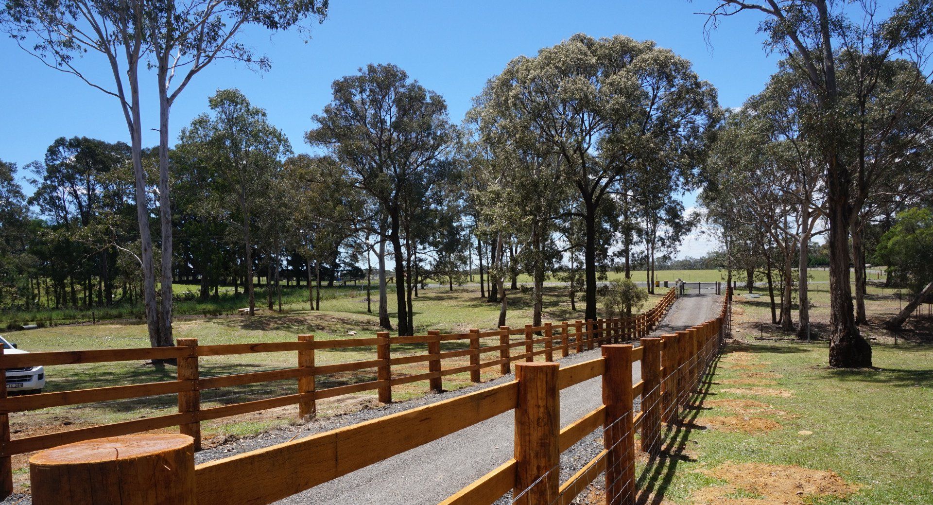 Fences on Rural Area — Fences in Aylmerton, NSW