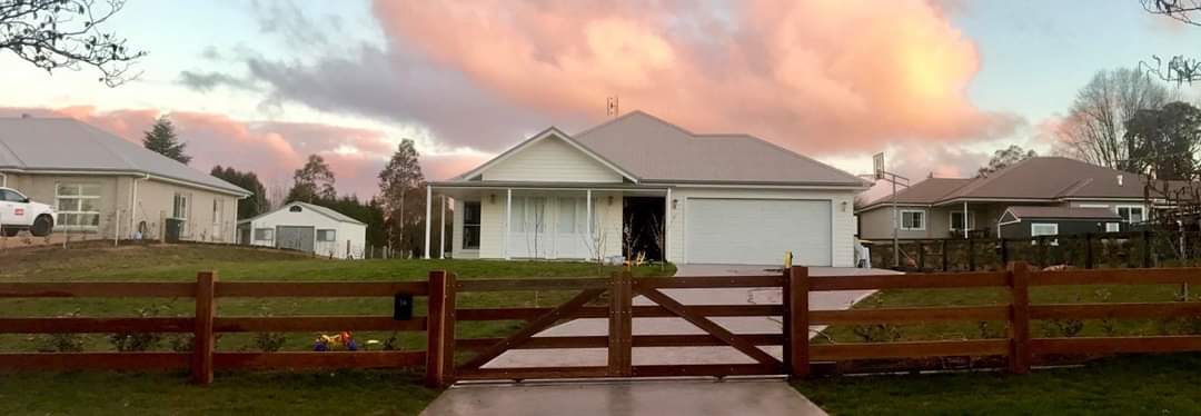 Landscape of the House — Fences in Aylmerton, NSW