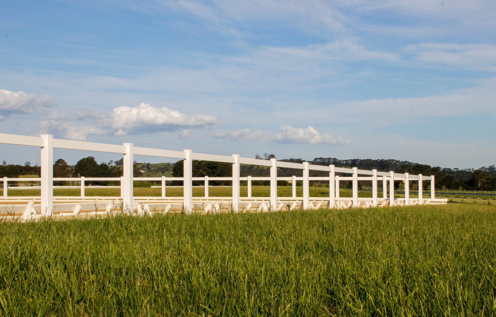 White Fences — Fences in Aylmerton, NSW