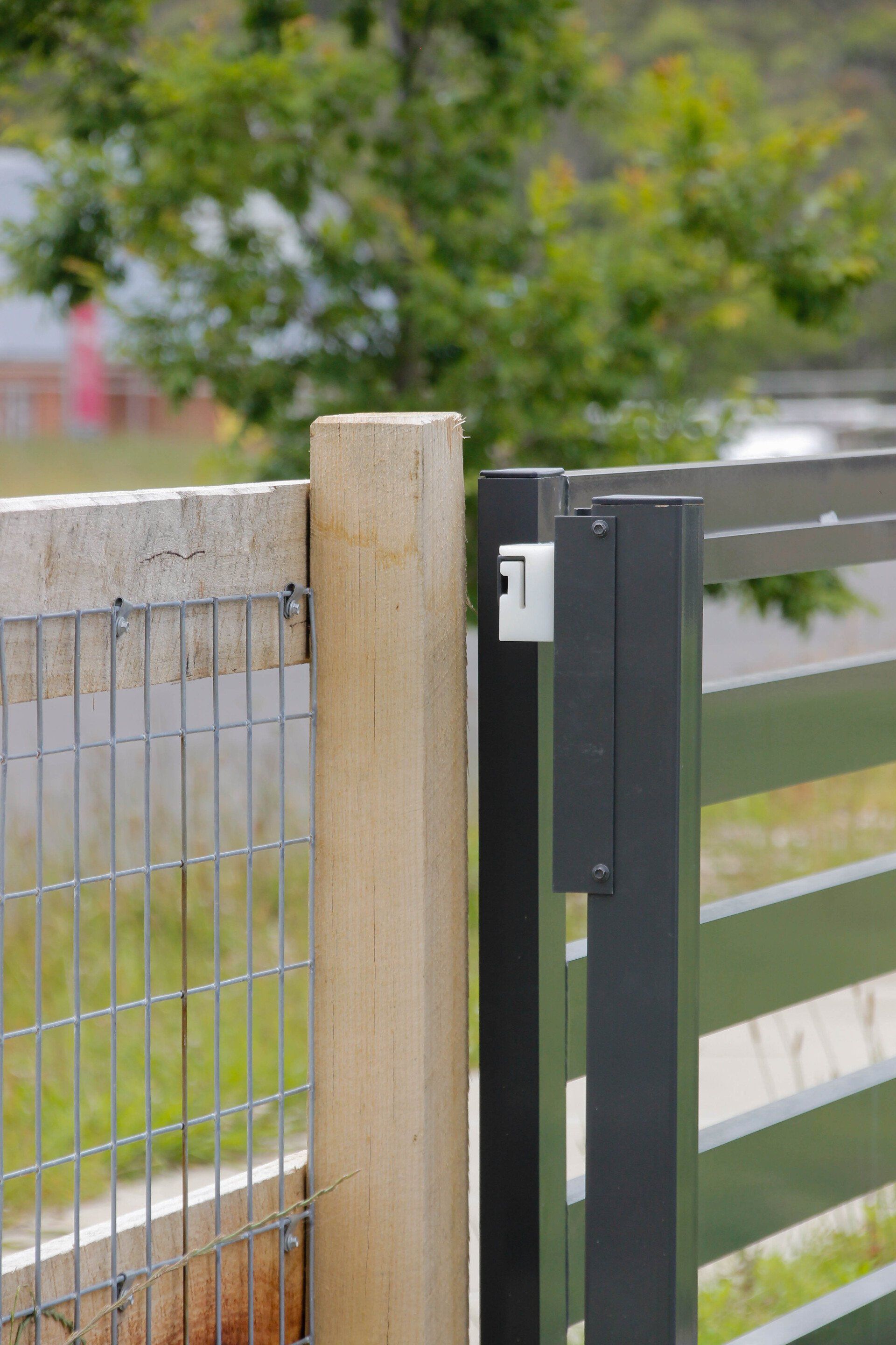 Residential Aluminum Fence — Fences in Aylmerton, NSW