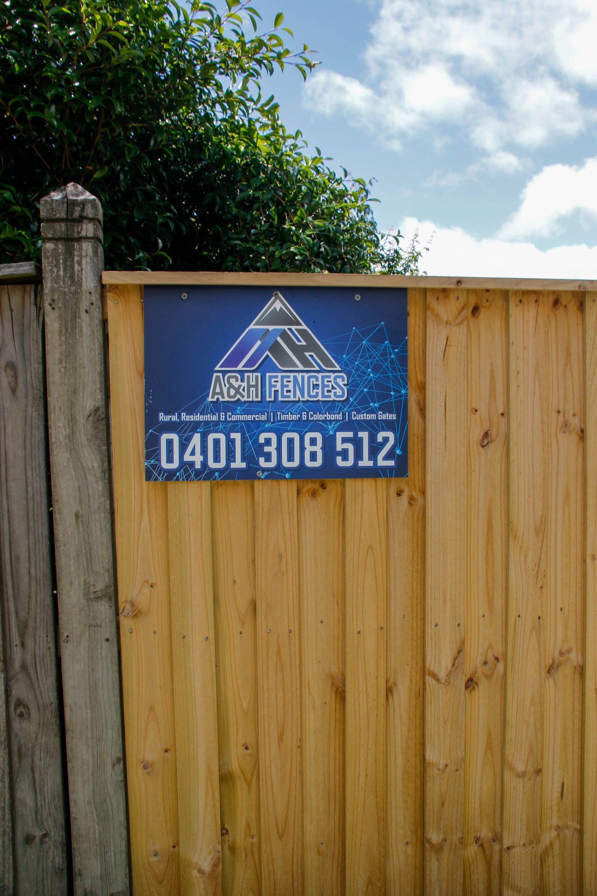 Business Sign — Fences in Aylmerton, NSW