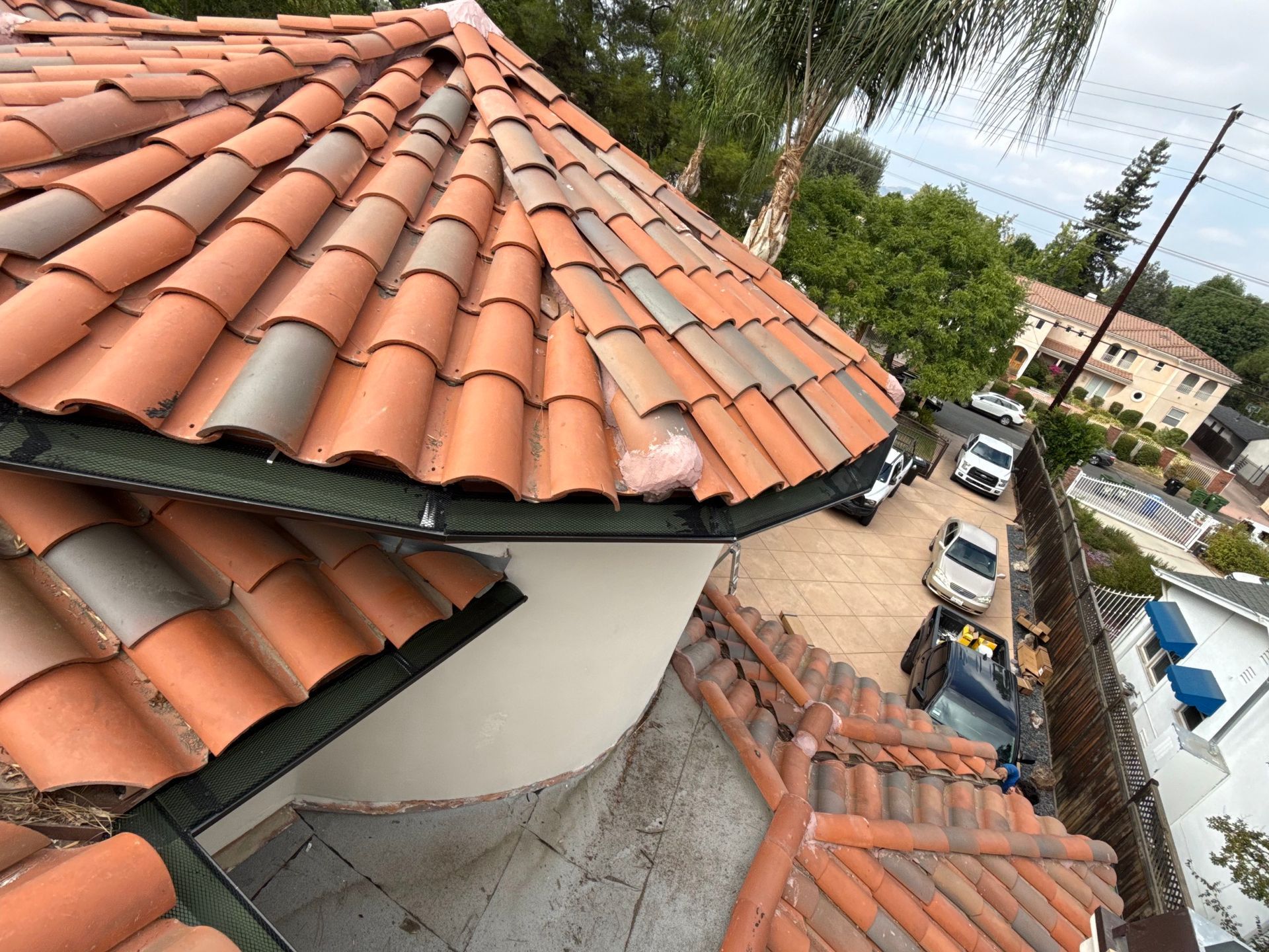 curved tile roof gutters and screens