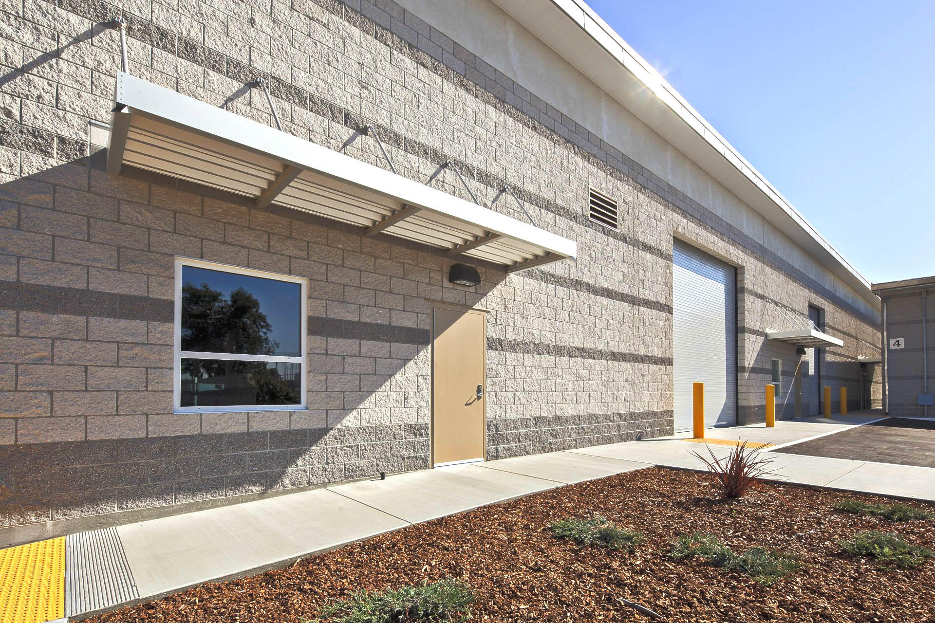 NOSC Alameda Boat Ramp, California