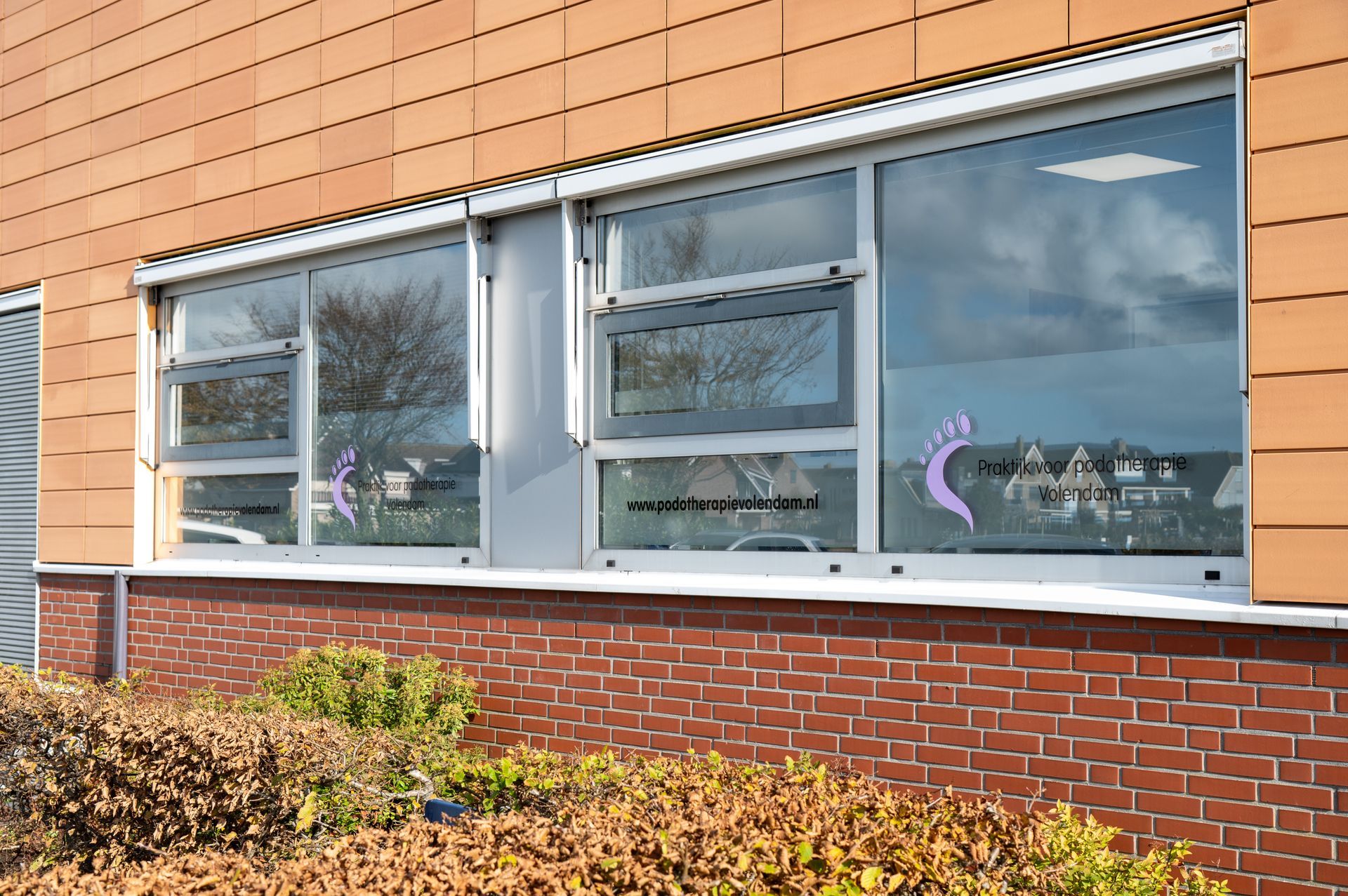Buitenzijde van Praktijk voor Podotherapie Volendam bij het Dijklander Ziekenhuis – ingang en locatie van de podotherapiepraktijk