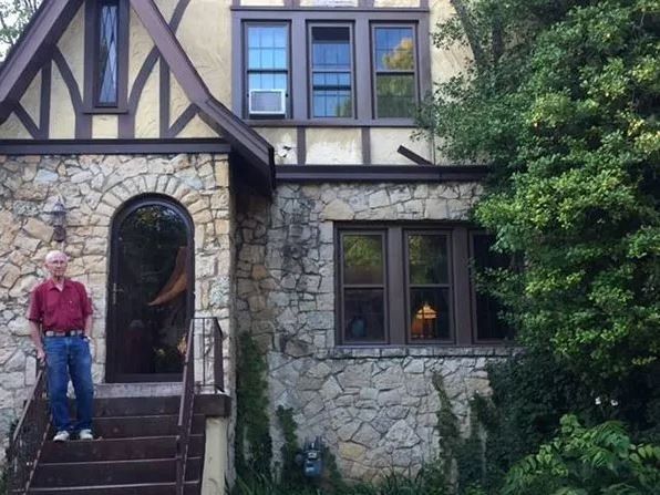 Replaced the circle top storm door — Prospect, KY — Mengel Exteriors