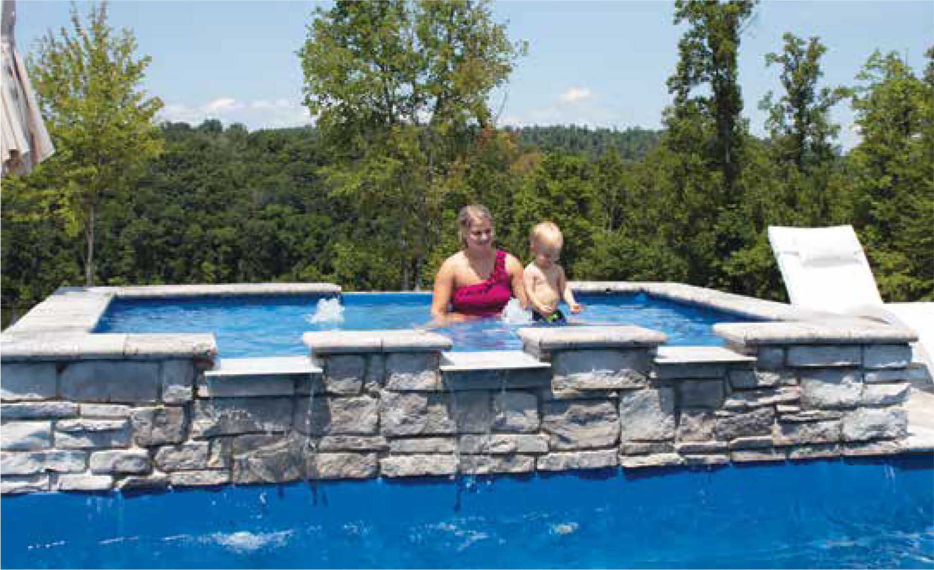 The Lagoon™ Tanning Ledge