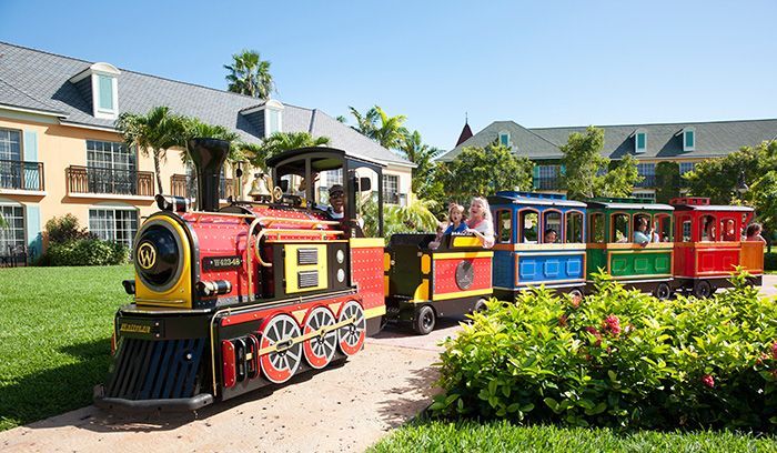 Beaches Turks Train