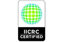 A logo that says iicrc certified on it