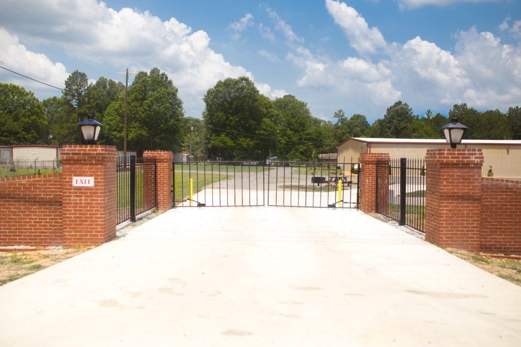 Moreland Gate Exit — Starkville, MS — Moreland Storage