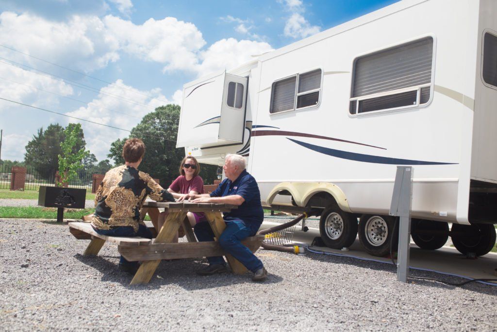 Overnight RV Parking with Table — Starkville, MS — Moreland Storage