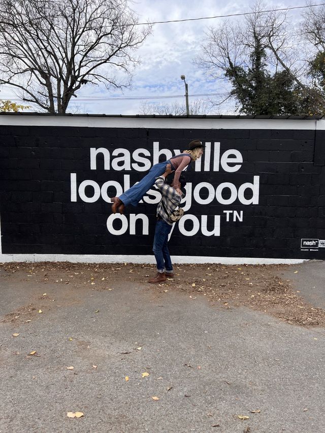 Nashville Looks Good on You