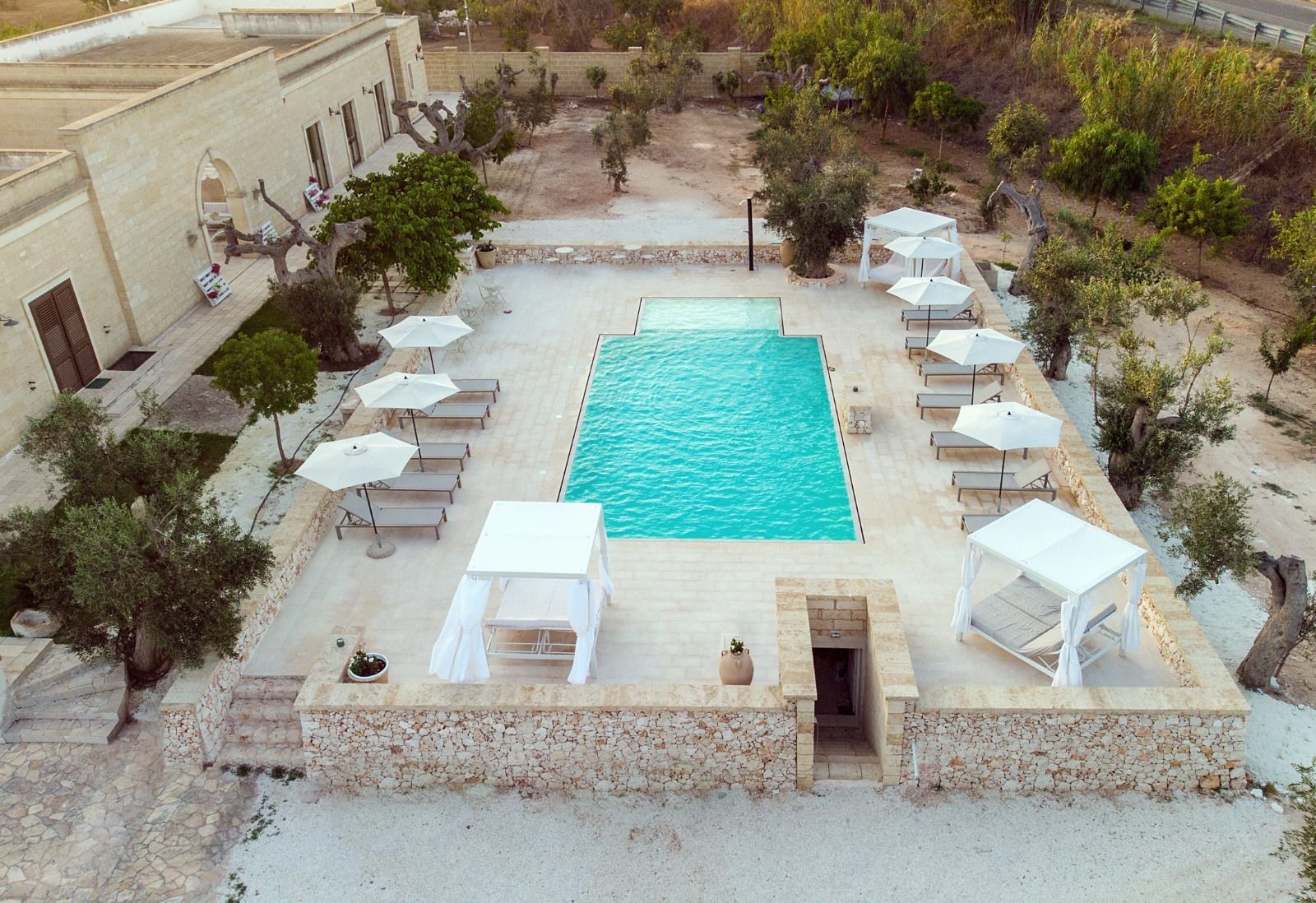 Masseria a Otranto con piscina in mezzo alle campagne salentine
