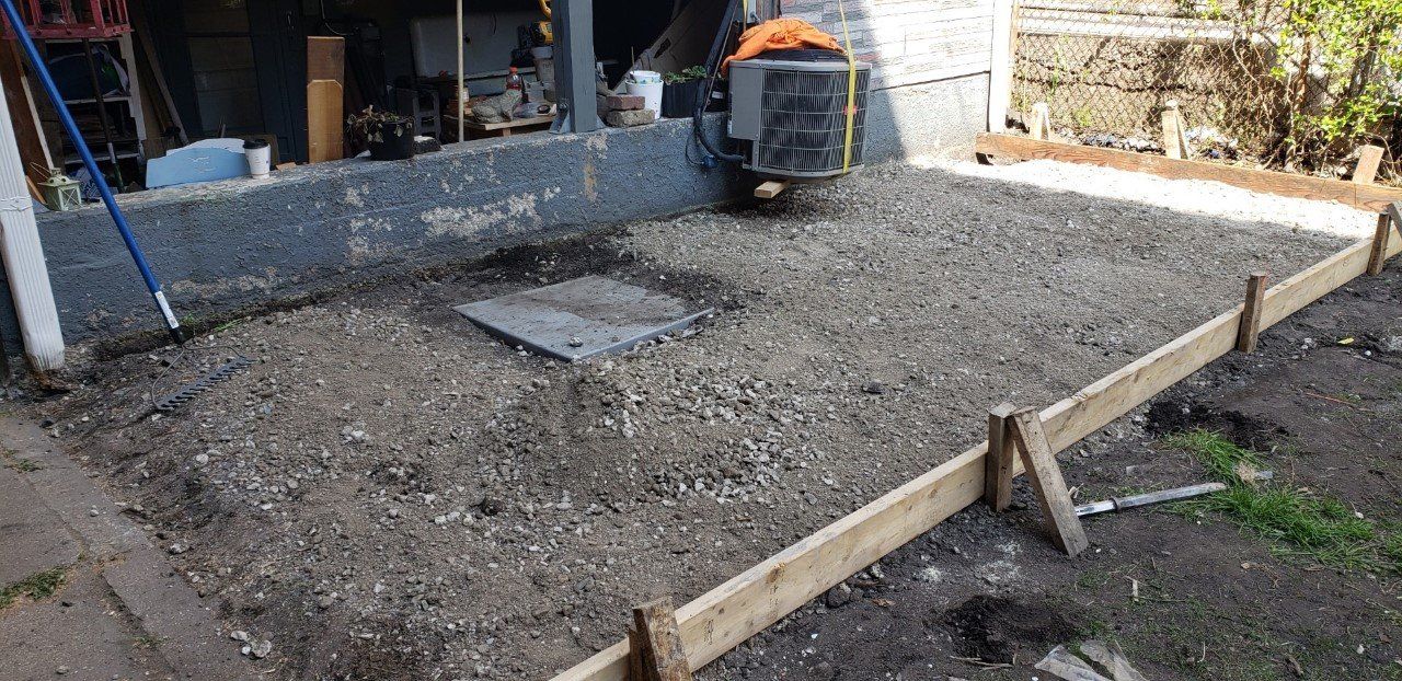 Installing Backyard Concrete Slab