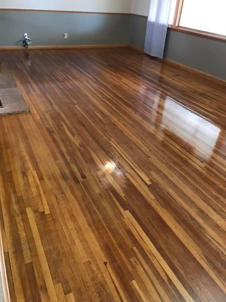 hardwood and laminate floor cleaning service hutchinson ks