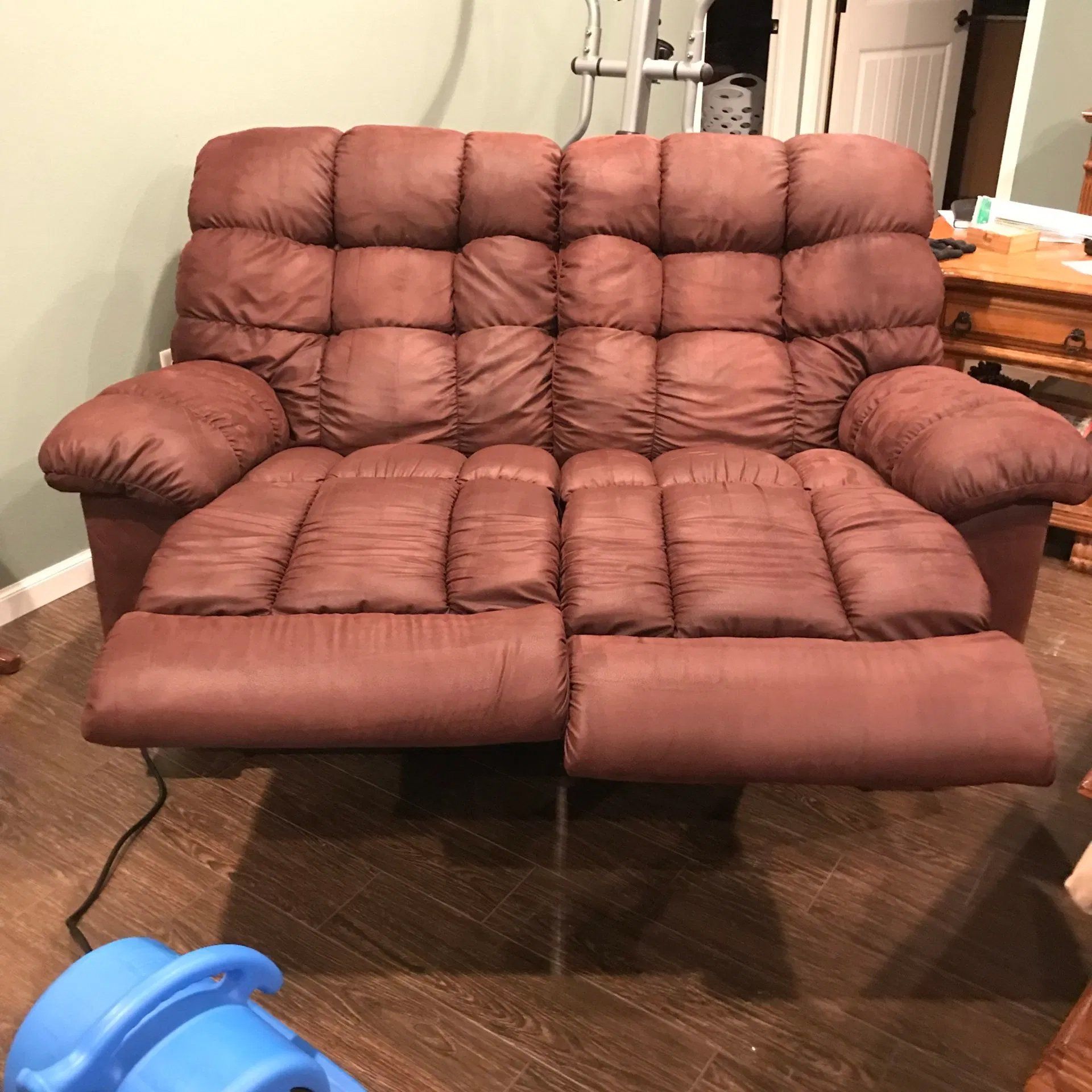 furniture upholstery cleaning service hutchinson ks