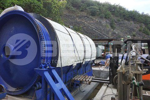 Installation of Waste Rubber Pyrolysis Equipment