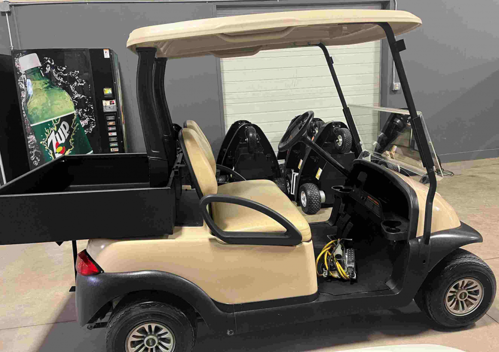 2015 CLUB CAR PRECEDENT UTILITY BOX