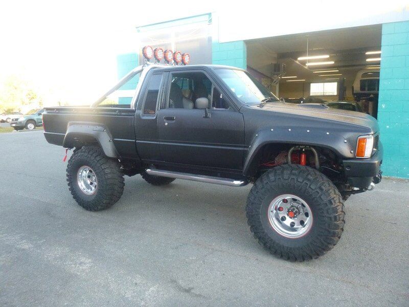 Black ute