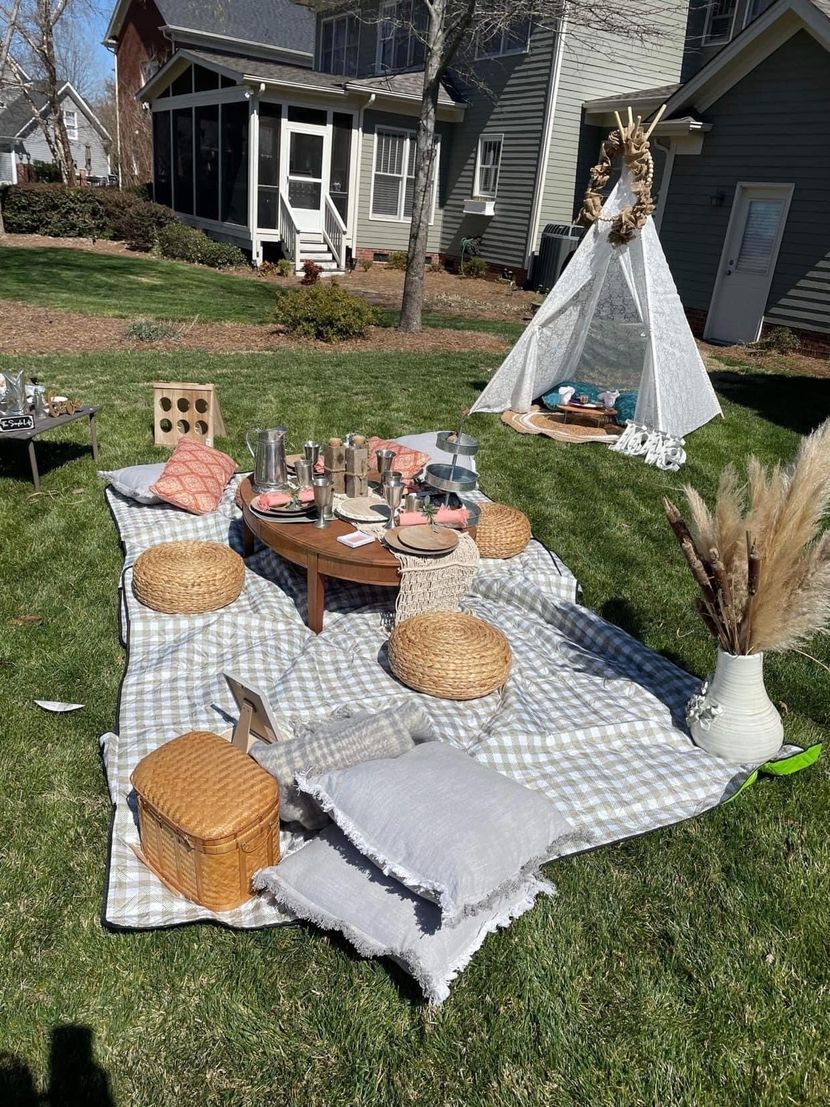 Luxury Picnics 