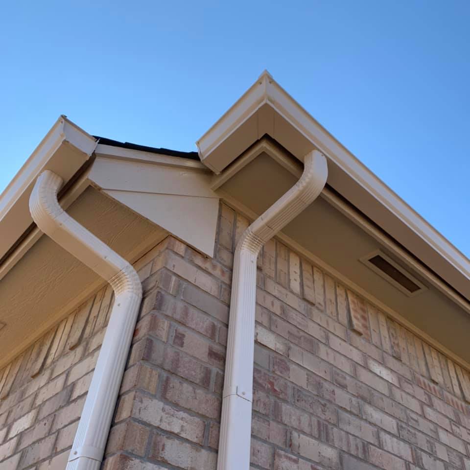 Cream Colored Gutter — Oklahoma City, OK — A-Plus Seamless Guttering LLC