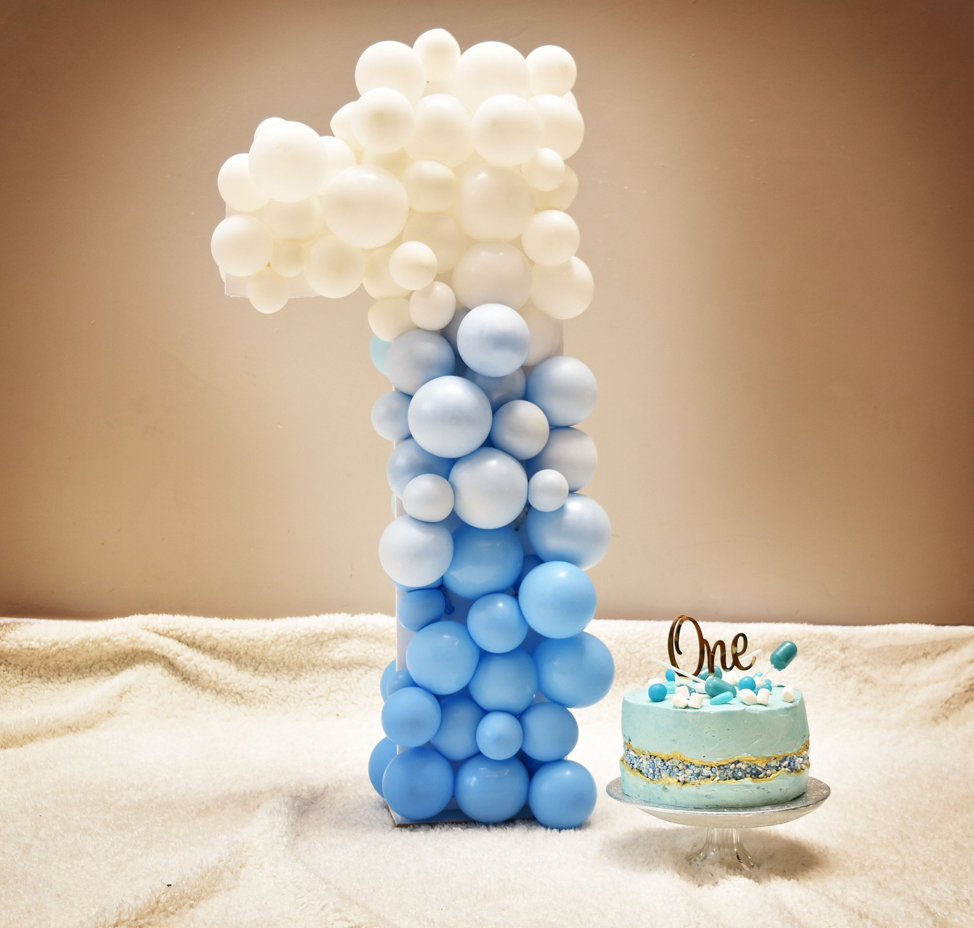 Bespoke Balloon Number, Cake Bash Smash Balloon Backdrop, Cake Smash Balloon Prop, Balloons Newcastle Gateshead, Large Balloon Birthday Number