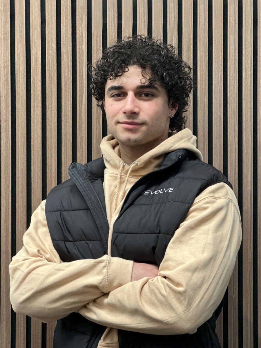 Alex Morgan-Hennessy Personal Trainer at Revolve Fitness in Holmes Chapel