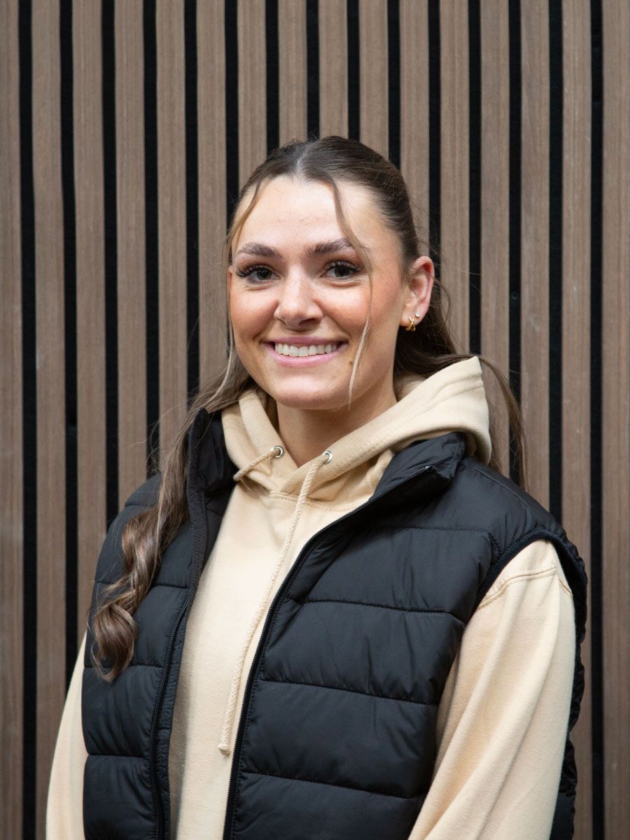 Jess Smith Personal Trainer at Revolve Fitness in Holmes Chapel