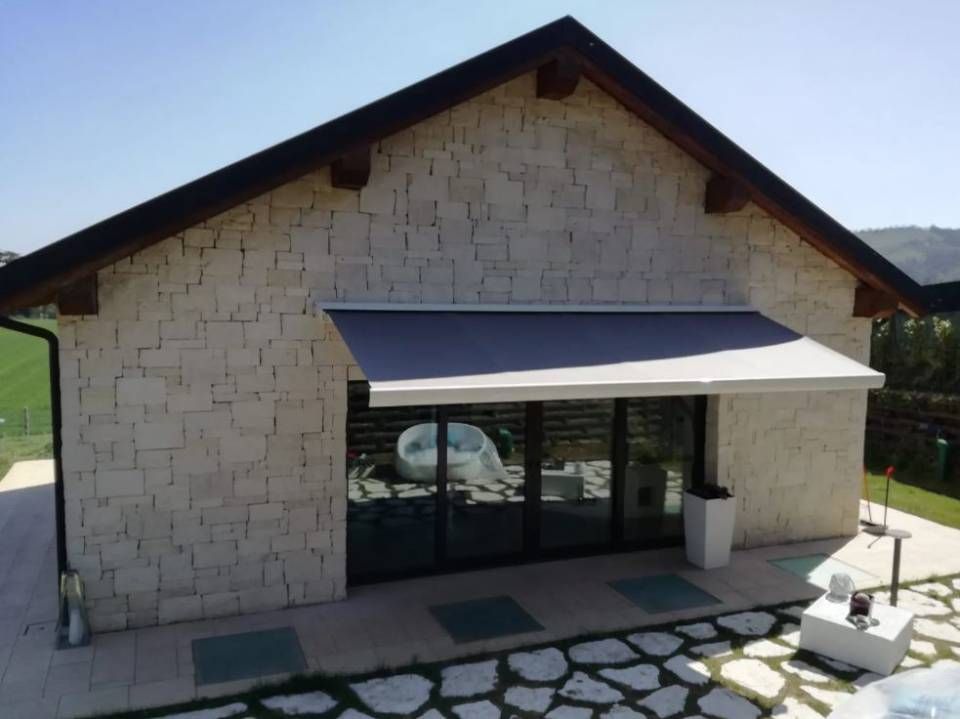 punto vendita di tende da sole a Bologna