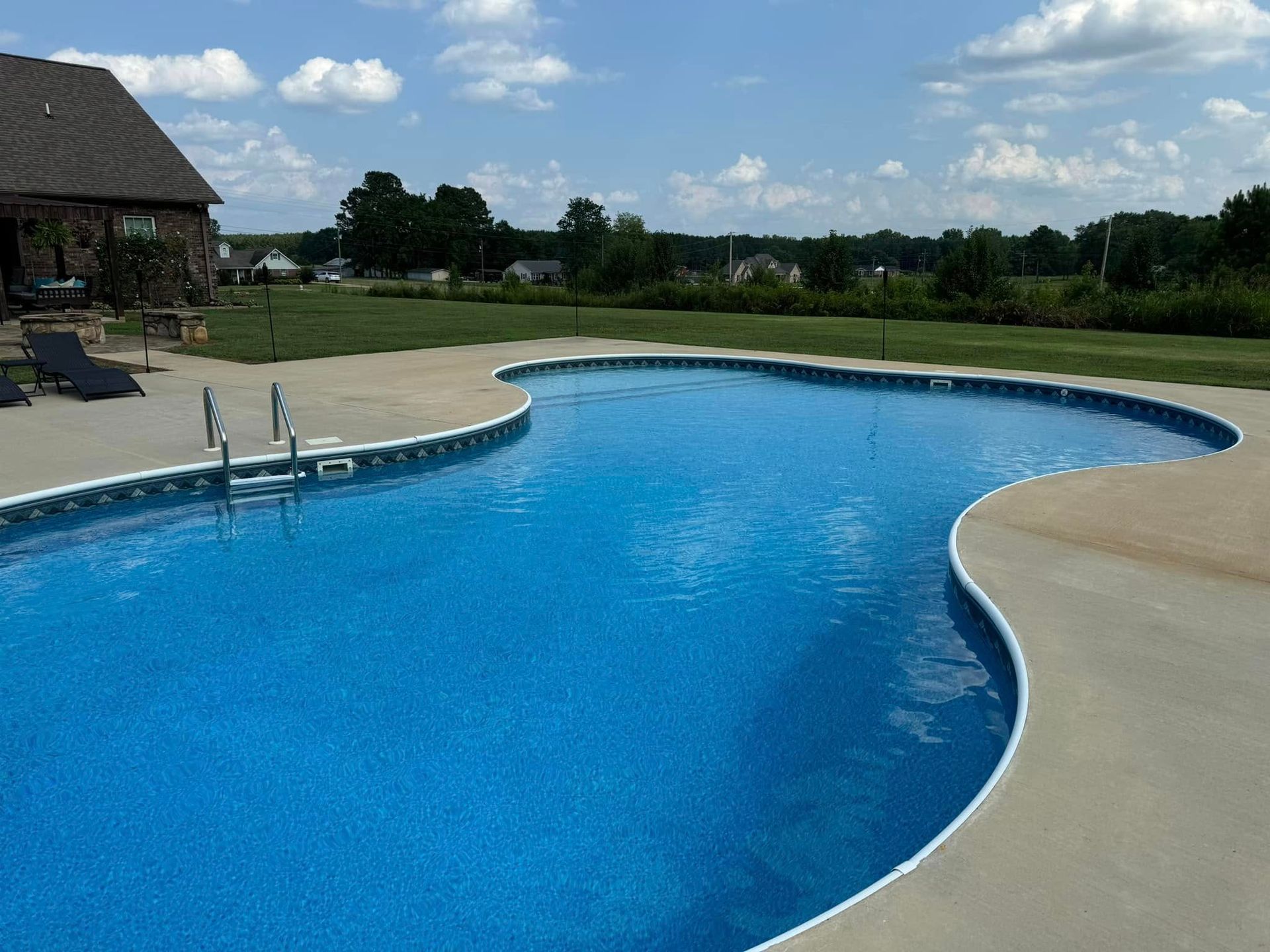 Swimming Pools in North Mississippi 