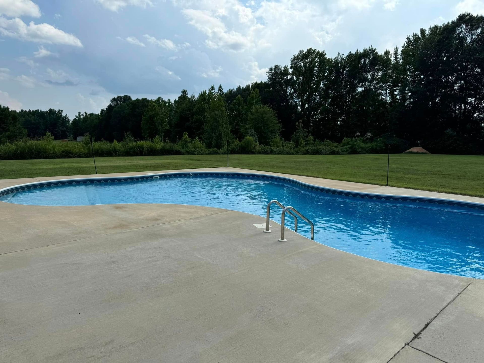 Swimming Pools in North Mississippi 