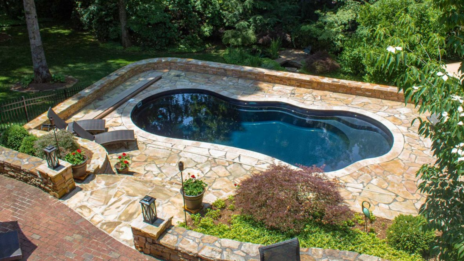 Swimming Pools in North Mississippi 