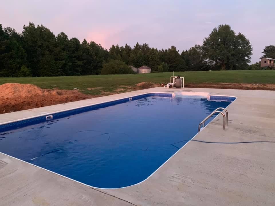 Swimming Pools in North Mississippi 