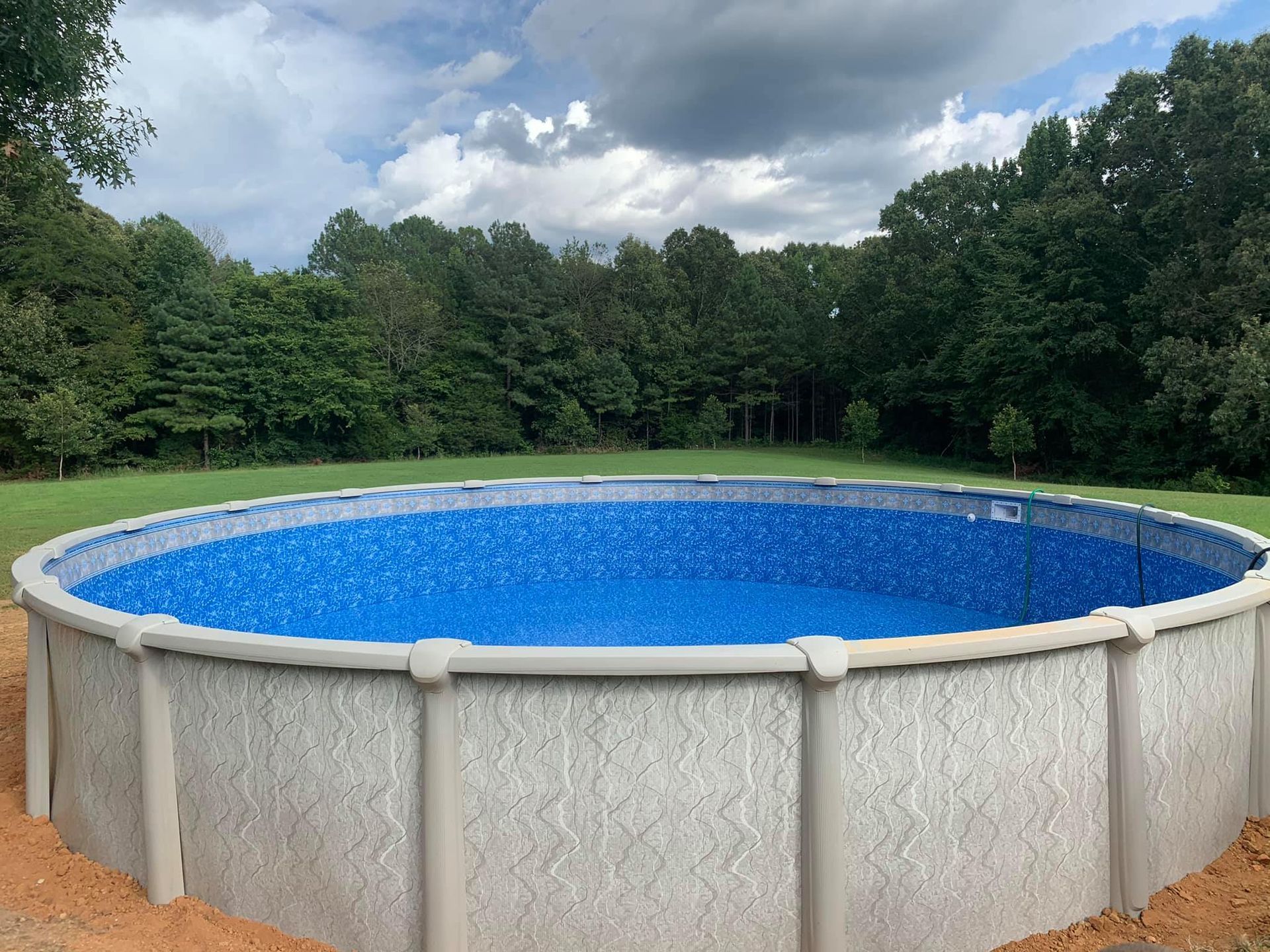 Swimming Pools in North Mississippi 