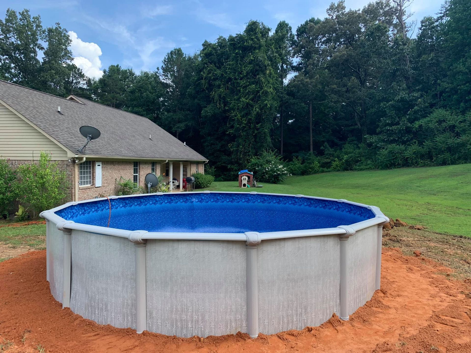 Swimming Pools in North Mississippi 