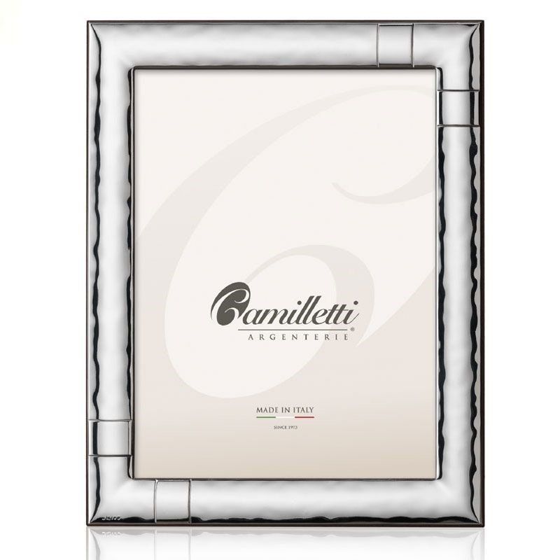 cornice in argento con bordo sottile